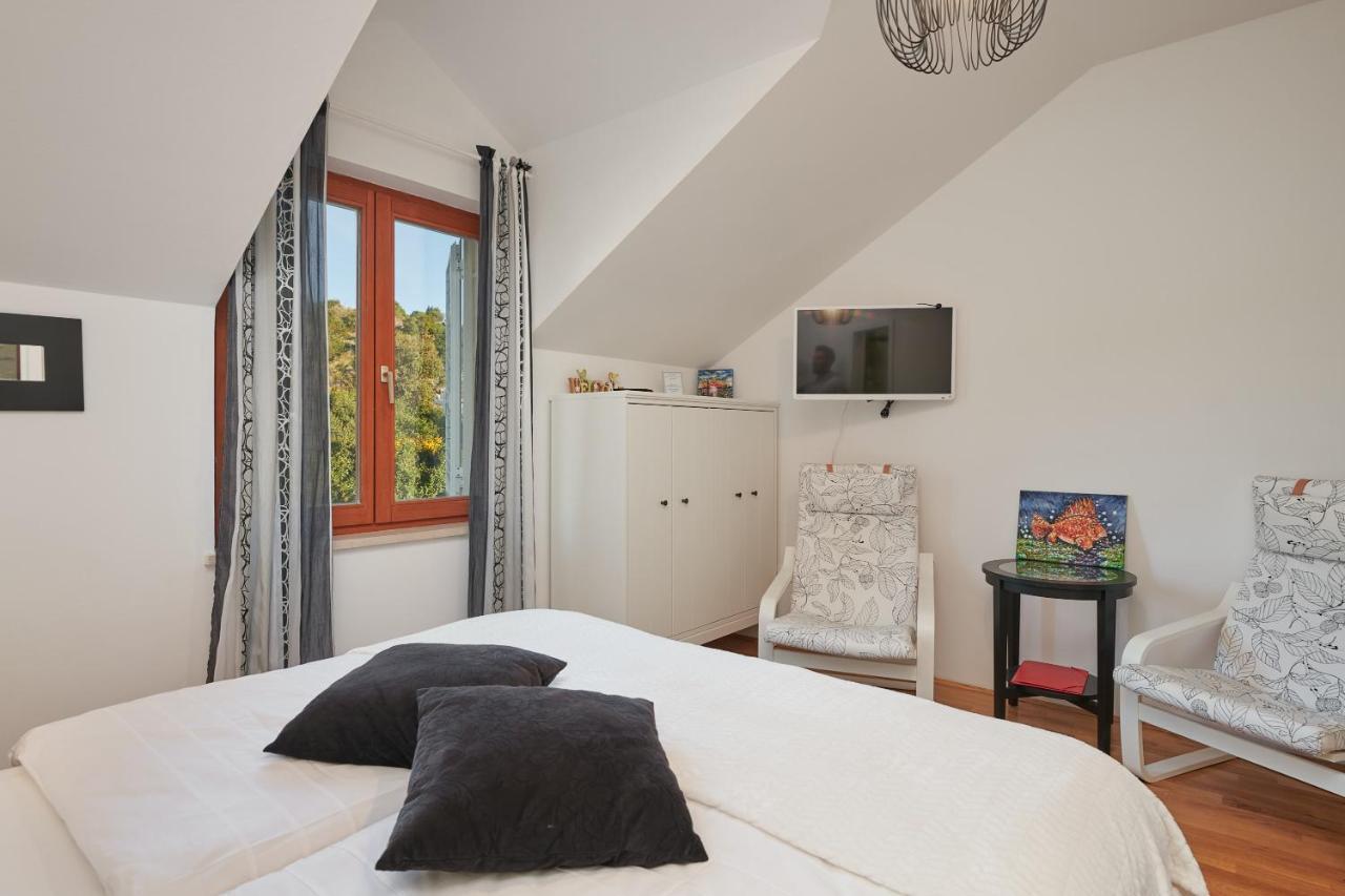 קאבטאט Apartments Micika מראה חיצוני תמונה